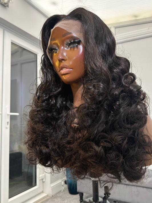 Oriana Frontal