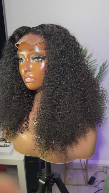 16” Wig Karla